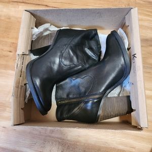NIB Musse & Cloud - Josie Boots - Black Leather sz 9